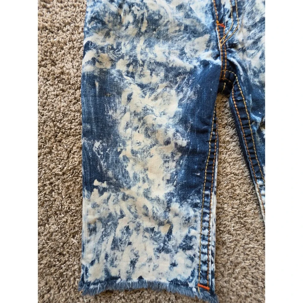 TRUE RELIGION Mens Acid Wash Cut Off Denim Shorts Bleach Splatter Size 31